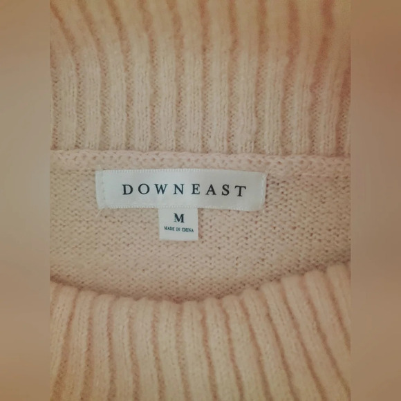 💚5/$25 DownEast Pink Oversized Cowel Neck Batwing Knit Cozy Sweater Medium - Picture 6 of 6